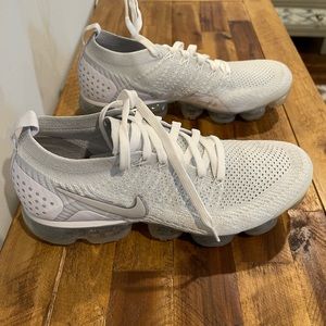 Men’s Vapormax Flyknit Triple White
